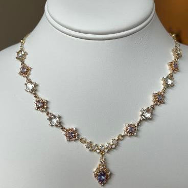 ANTIQUE GOLD SILVER FLORAL PENDANT NECKLACE WITH CRYSTALS