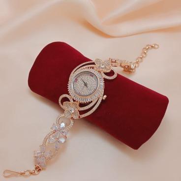 ROSE GOLD CRYSTAL WATCH BRACELET - ELEGANT FLOWER CHARM WOMEN'S LUXURY WATCH
